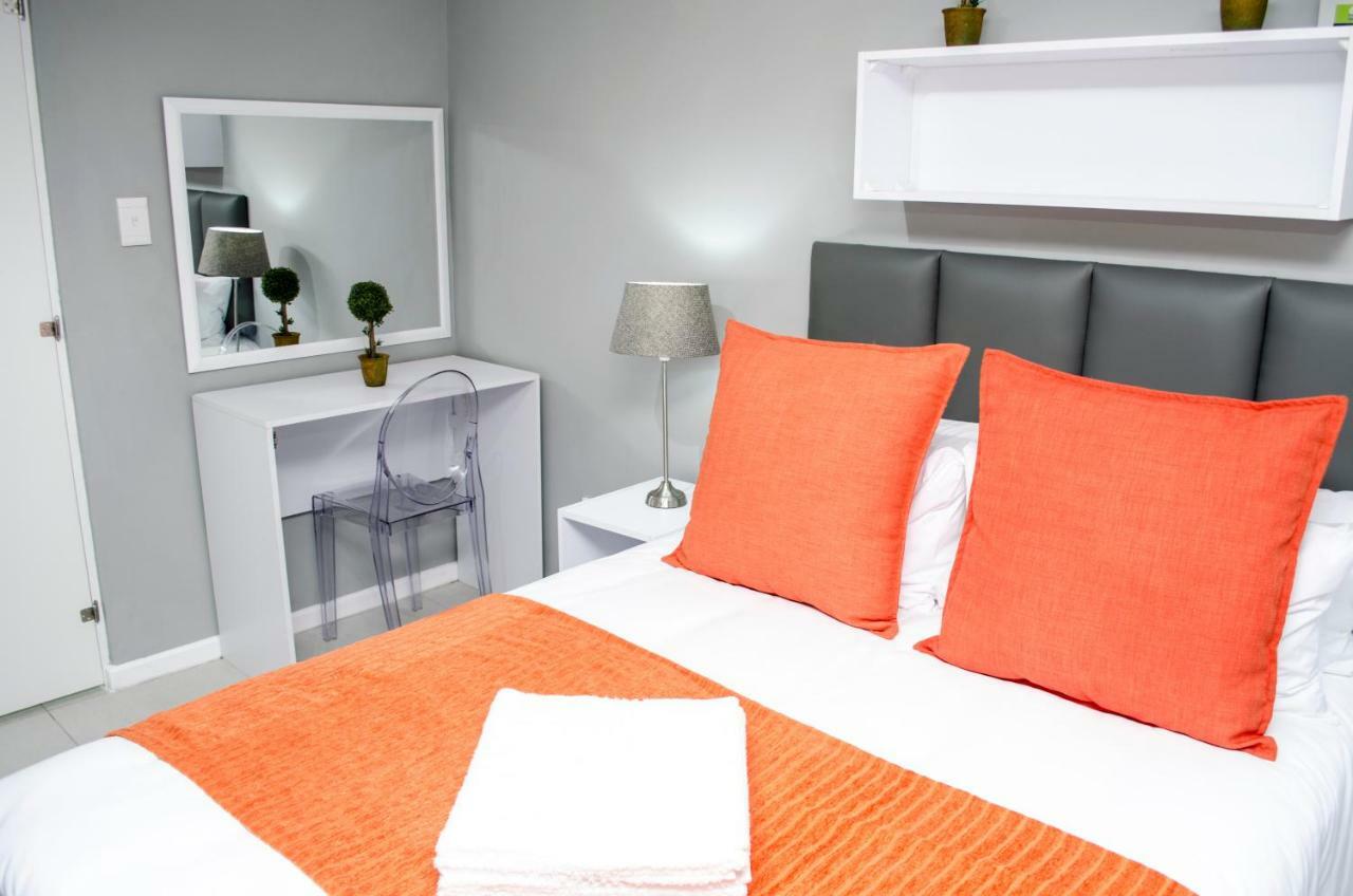 Cape Town Micro Apartments ภายนอก รูปภาพ